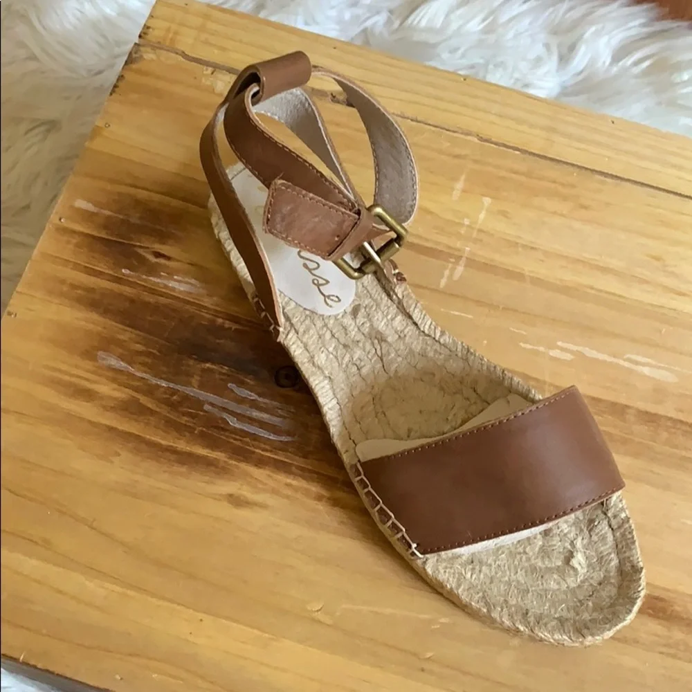 Matisse NWT Tan Espadrille Sandal